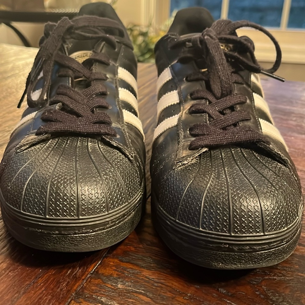 Adidas Superstar Black/Black, White Stripes, White/Gold Adidas Heel Tab SZ 12